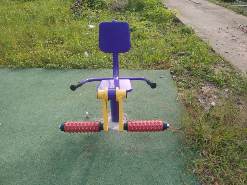 膝關(guān)節(jié)訓(xùn)練器