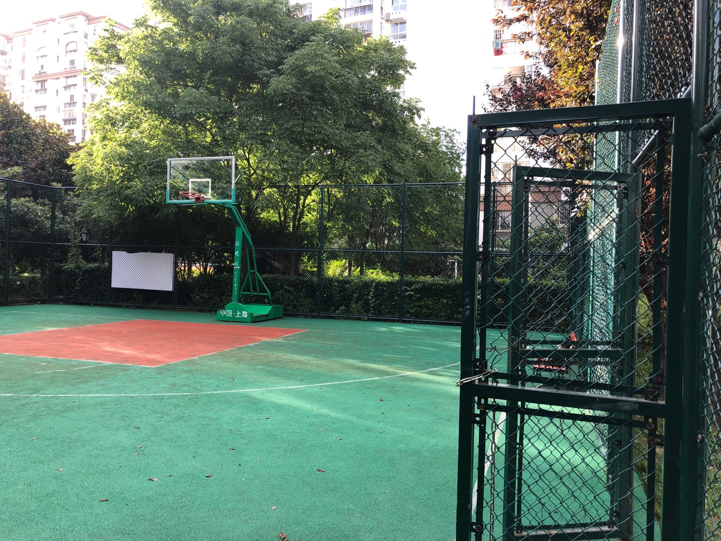 馬橋鎮(zhèn)夏朵園籃球場(chǎng)（半場(chǎng)）