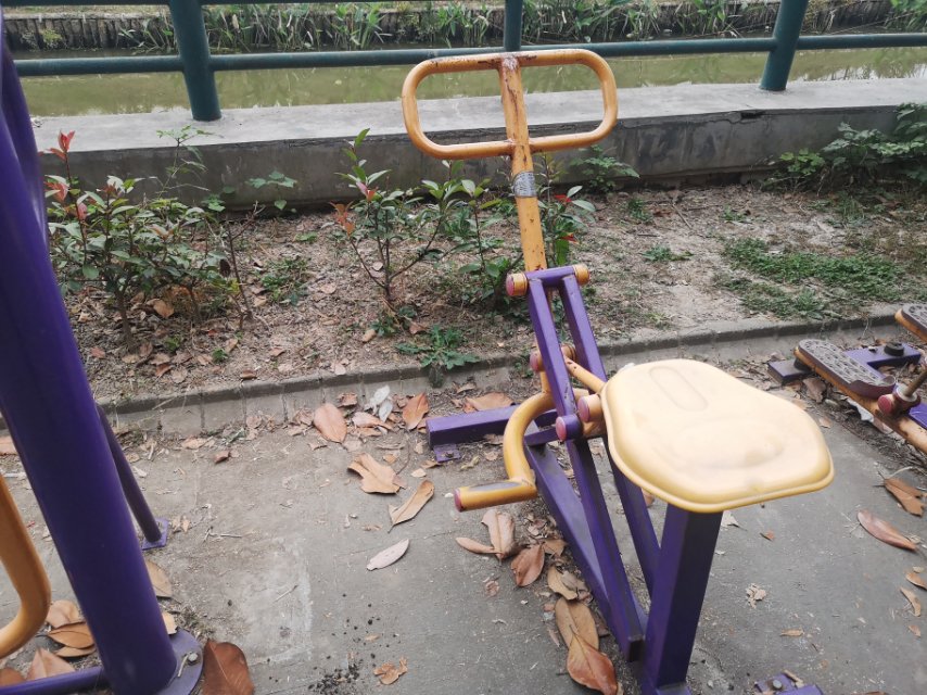 單人健騎機(jī)