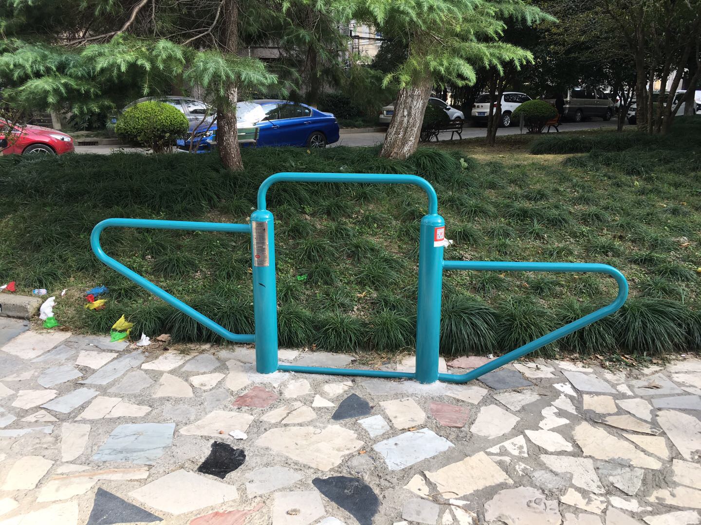 壓腿訓(xùn)練器