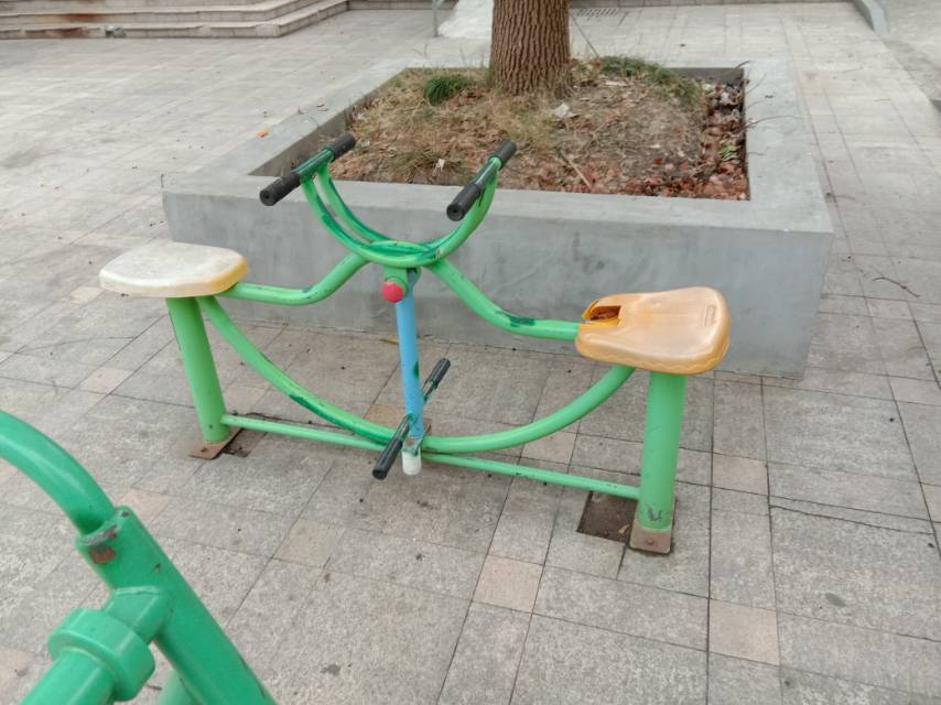 下肢訓(xùn)練器