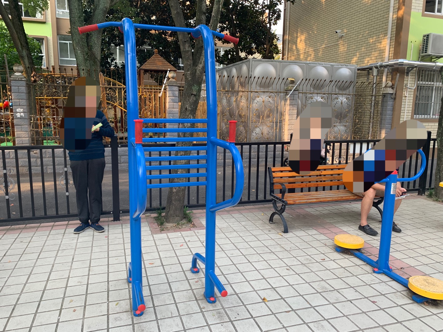 多功能訓(xùn)練器