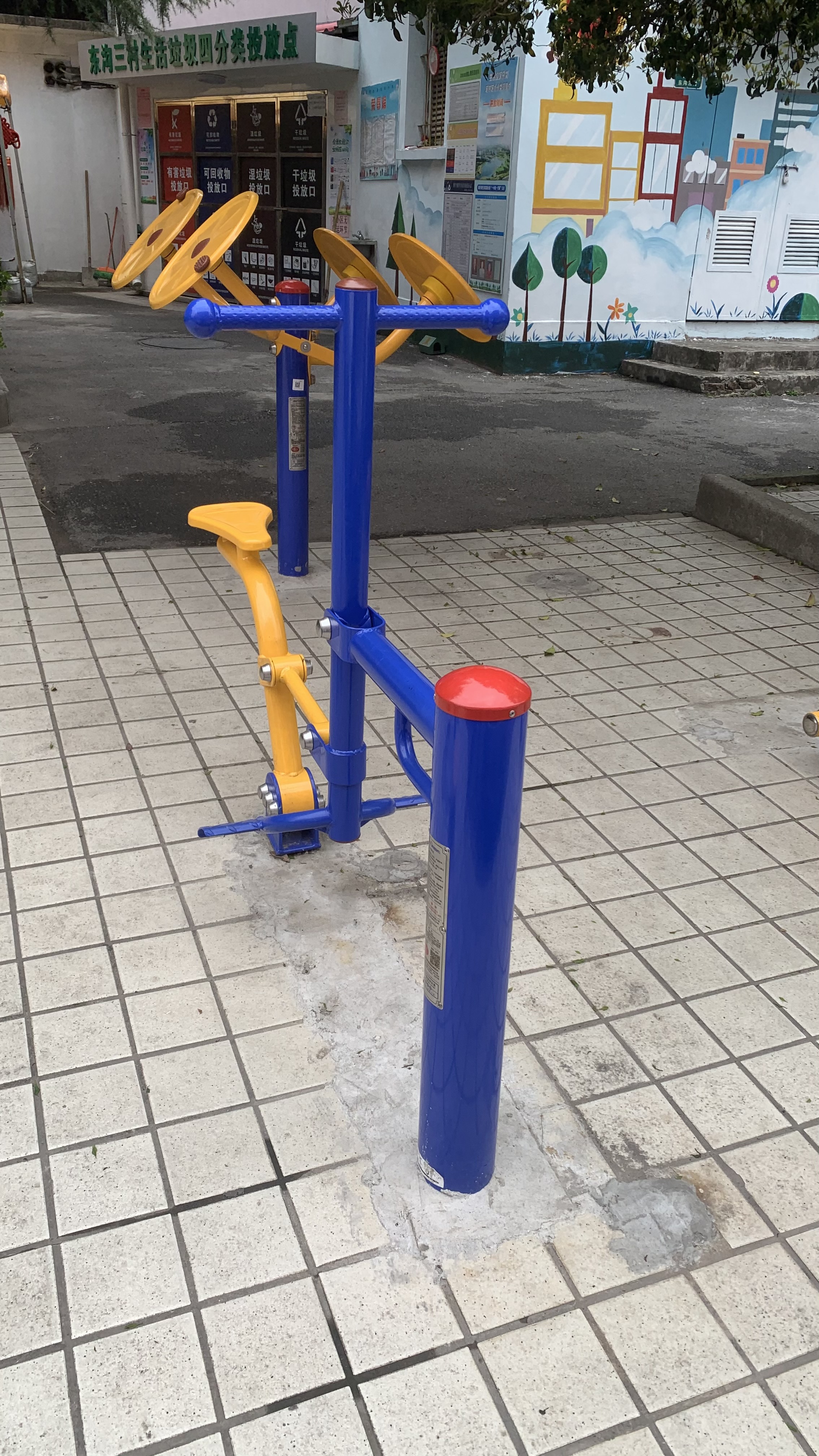 腰力訓(xùn)練器