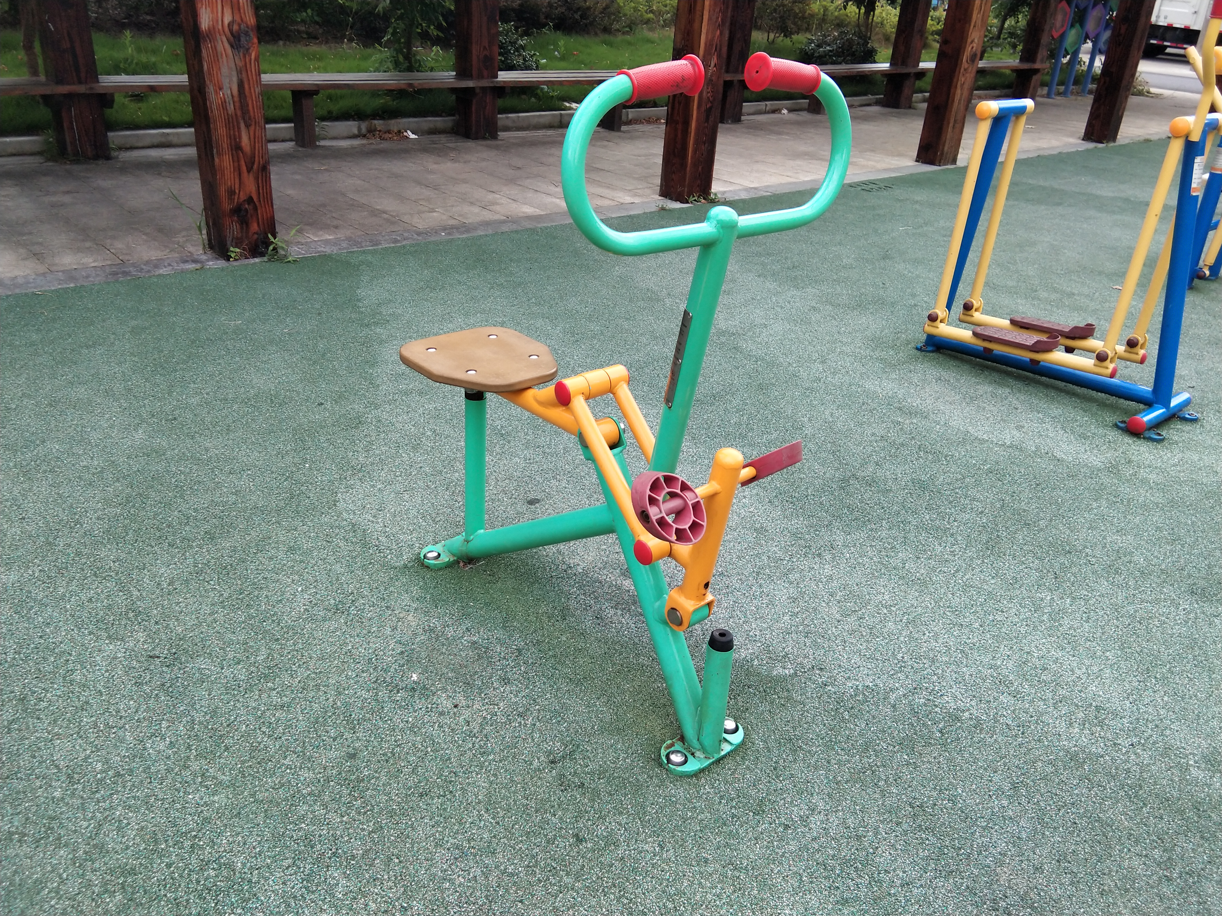 腰力鍛煉器 腰力鍛煉器