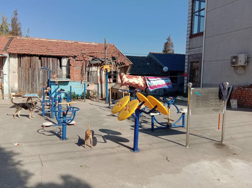 立新村7組727號西健身路徑