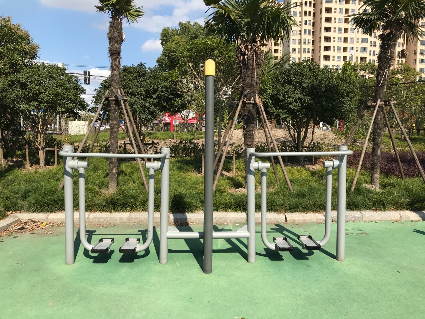 雙位太空漫步機