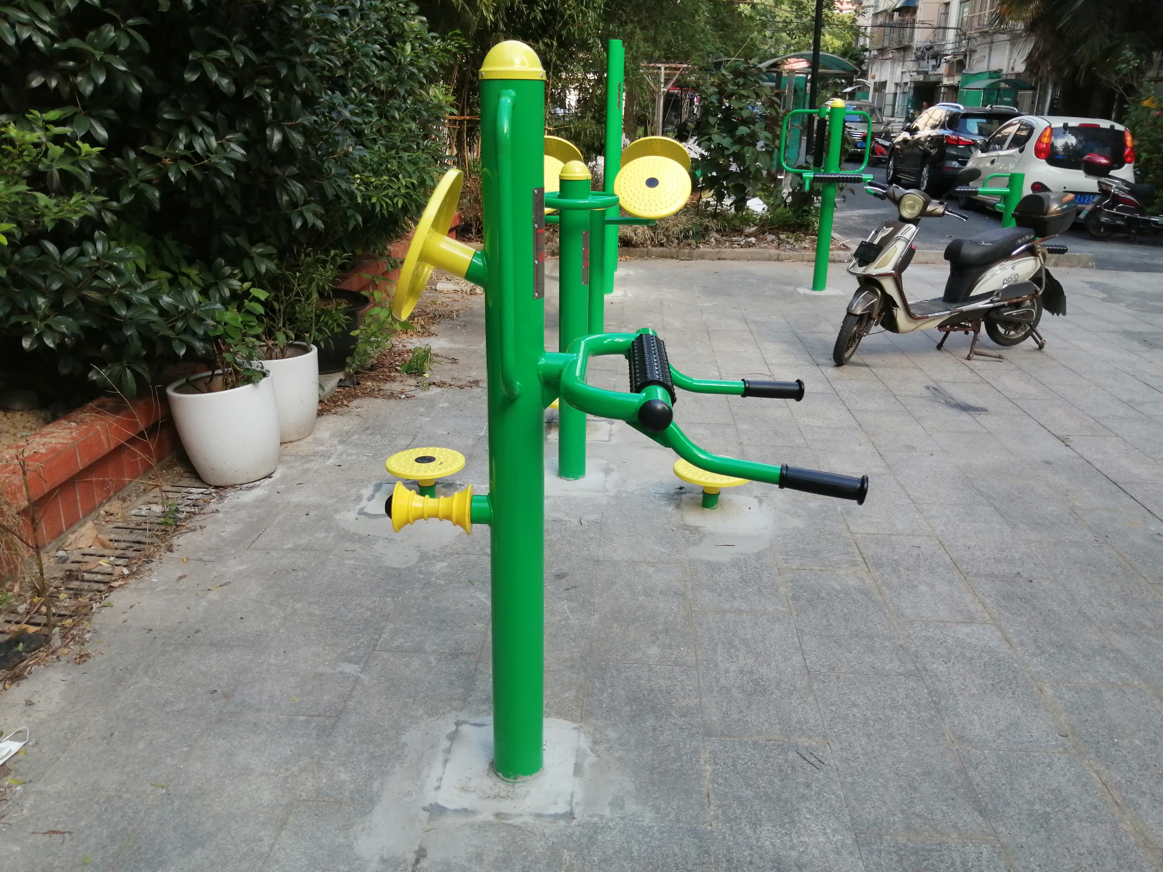 雙功能頸腰按摩器