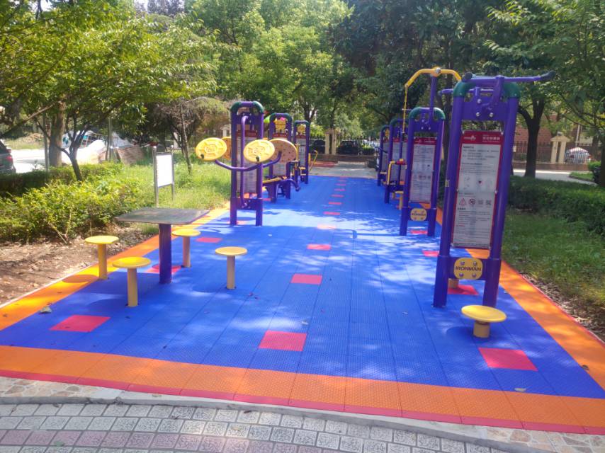 昌鑫世紀(jì)園市民益智健身點(diǎn)