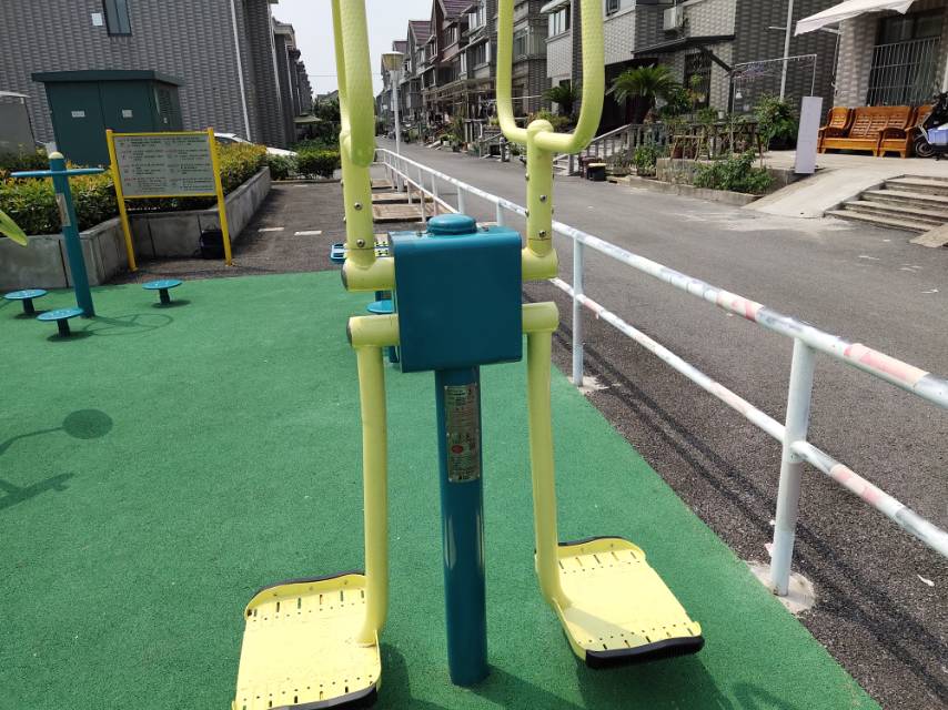 搖臂擺腿健腰器