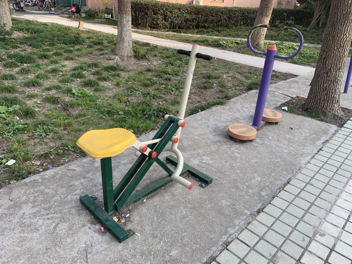 單人健騎機(jī)