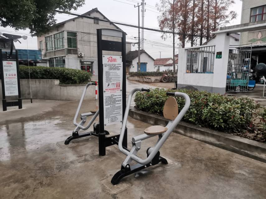 自重式平推訓練器