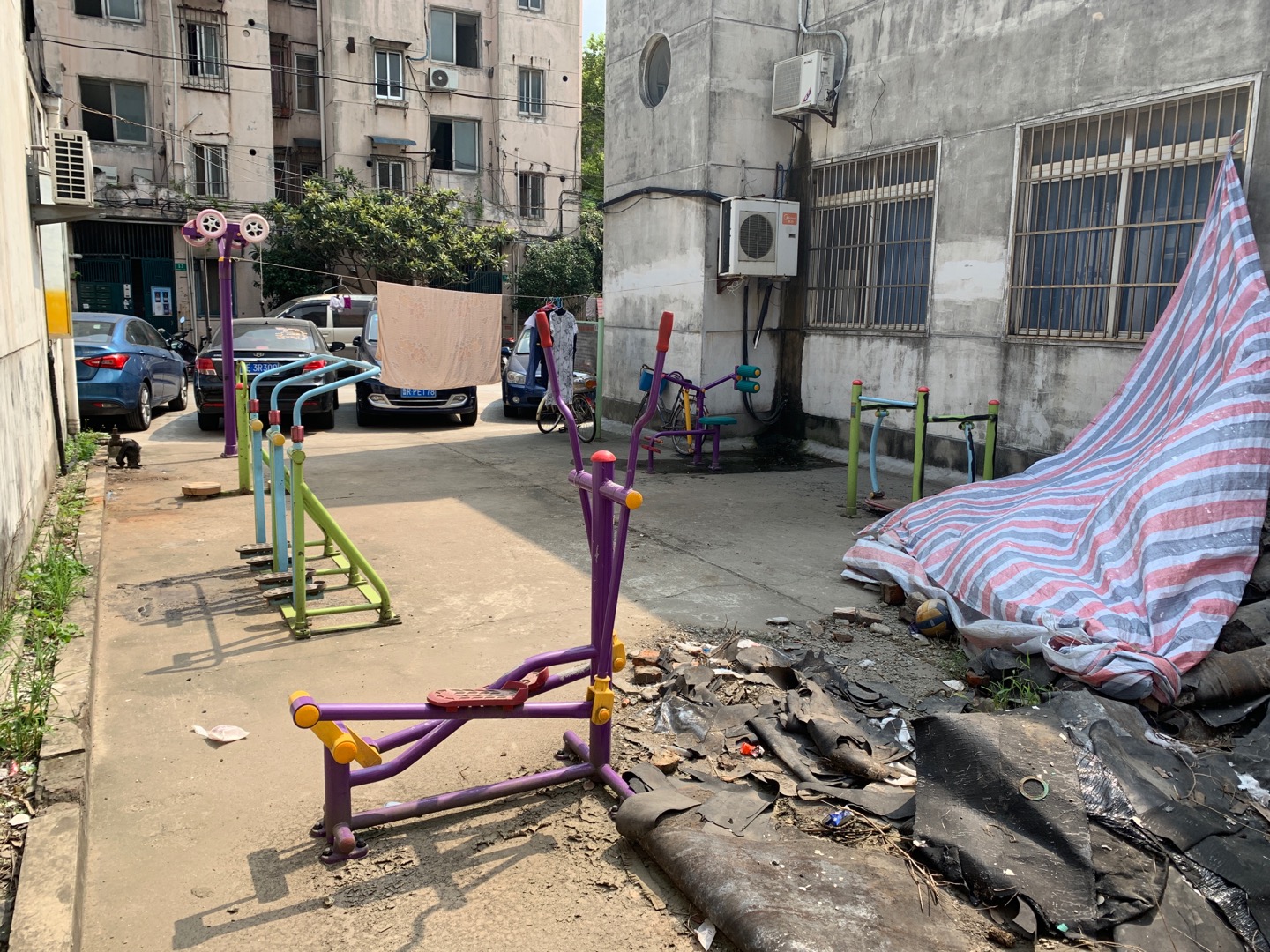 富楊居委第一健身點(diǎn)