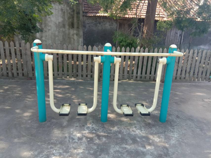 雙位太空漫步機(jī)