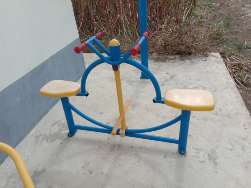 下肢康復(fù)器