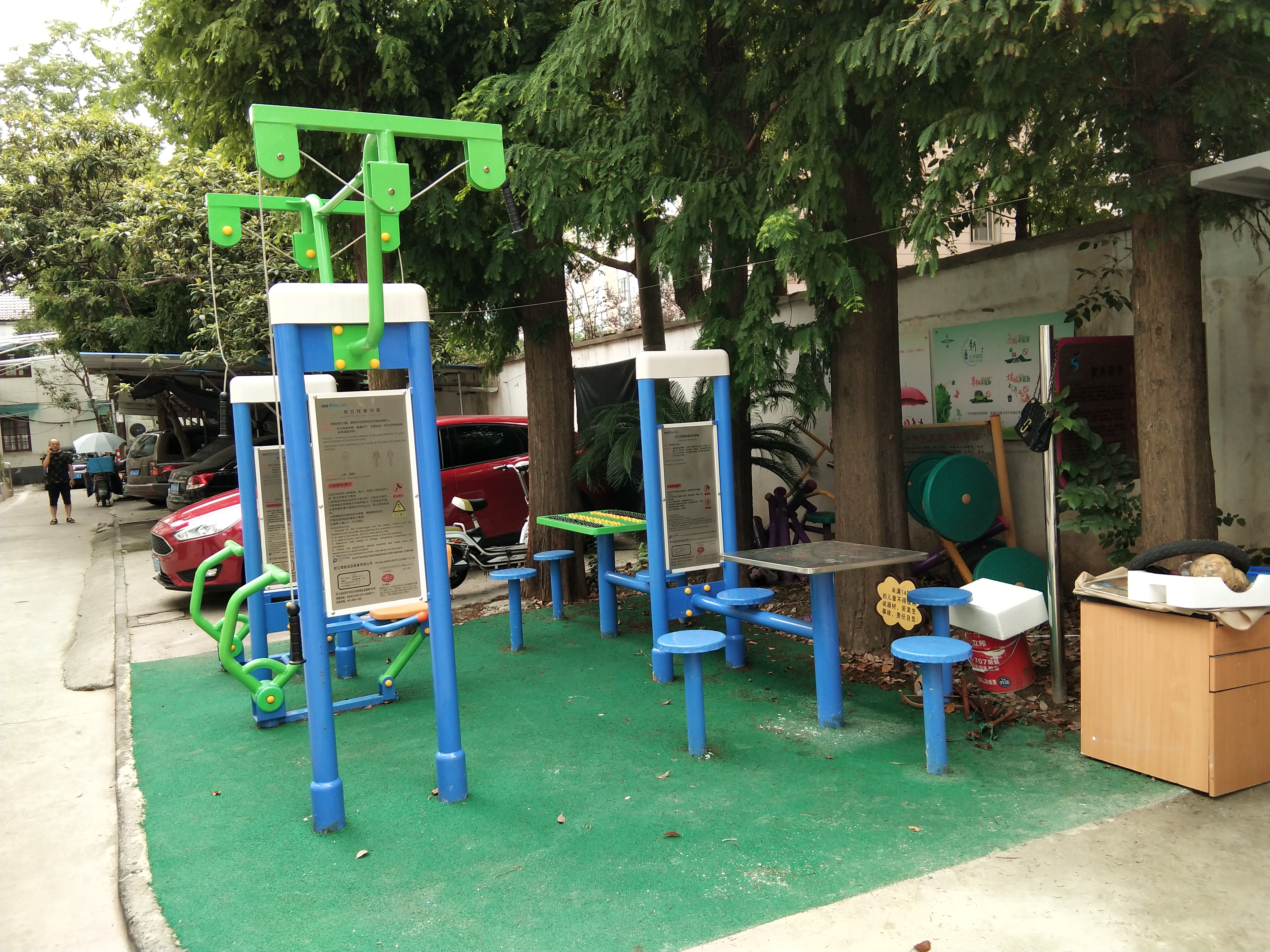 三元河社區(qū)支家路健身點(diǎn)