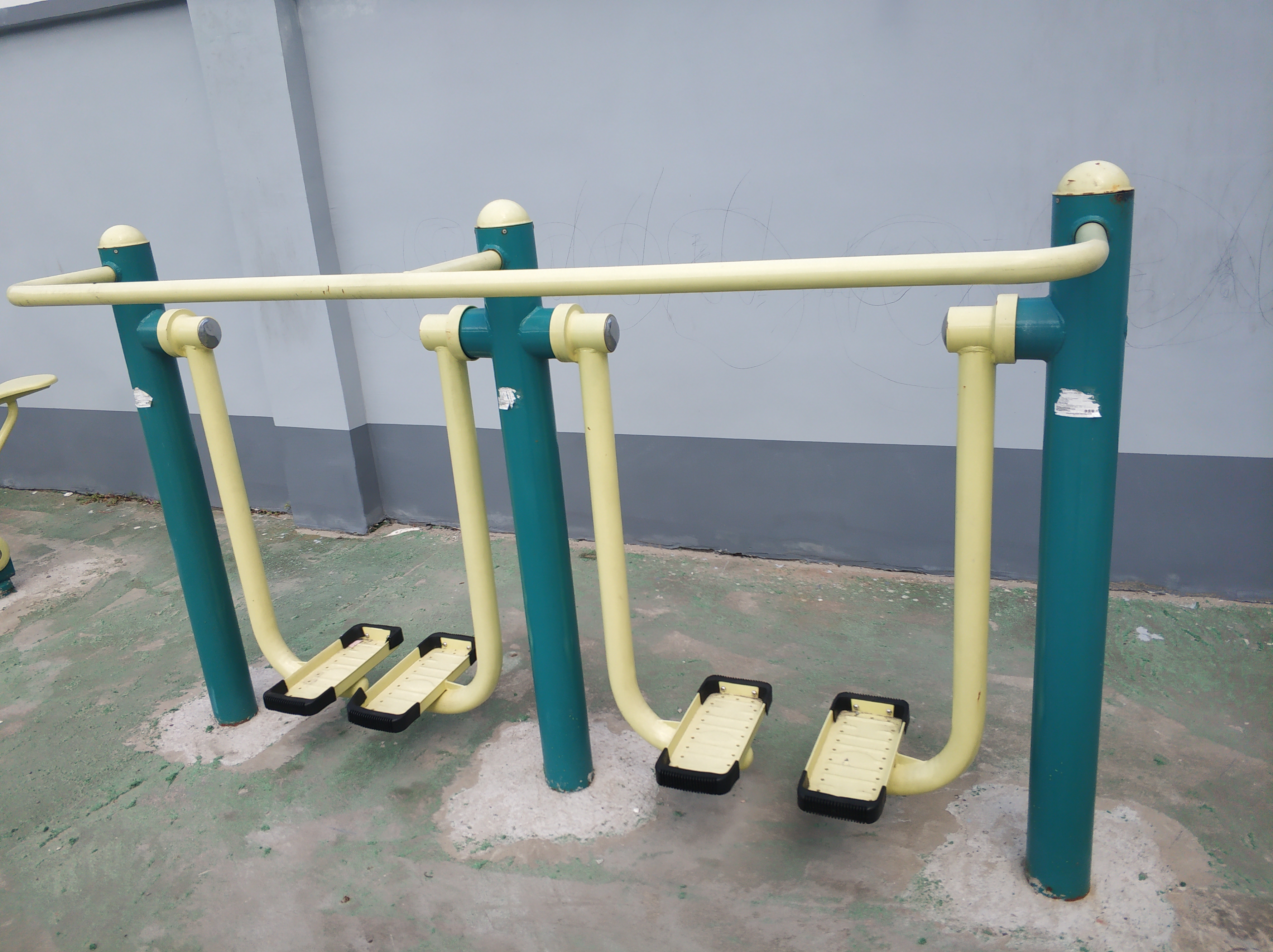 雙位太空漫步機(jī)