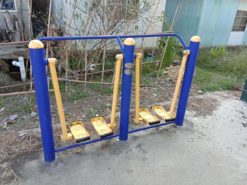 雙人太空漫步機