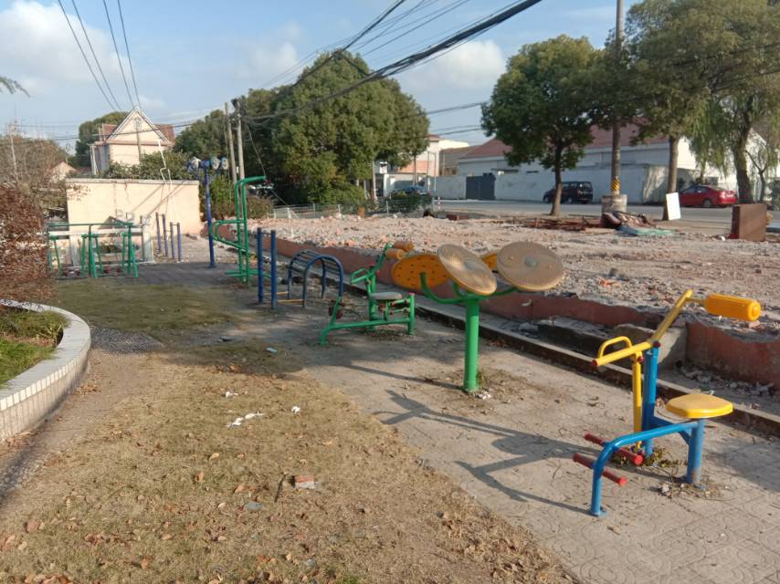 其成村村委會健身苑