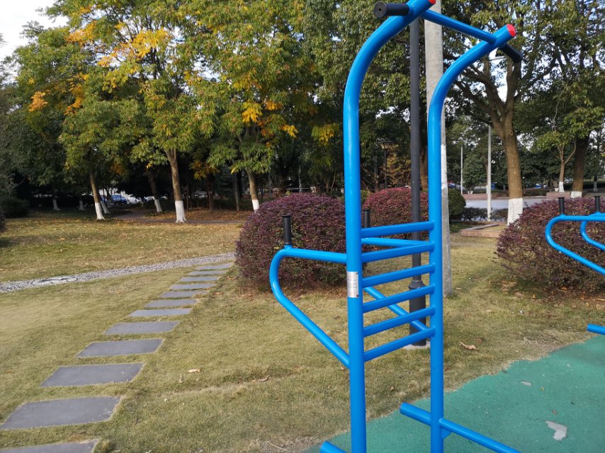 多功能訓(xùn)練器