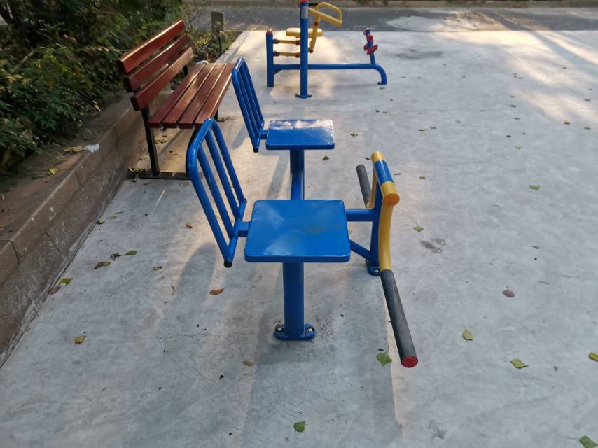 下肢訓(xùn)練器