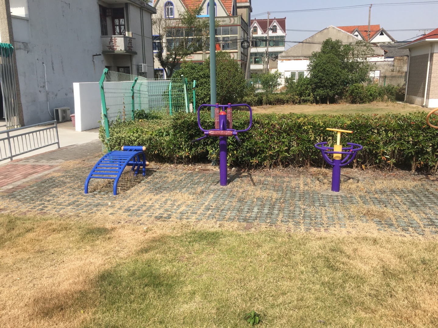 老港鎮(zhèn)大河村民委員會(huì)大河公園健身苑點(diǎn)