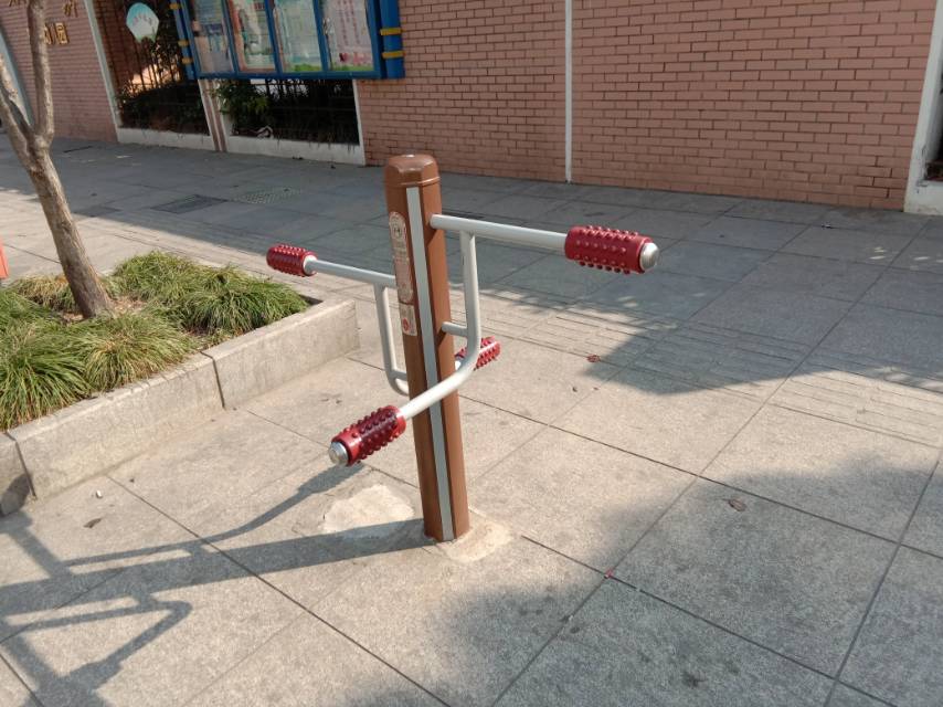 四級(jí)壓腿按摩器