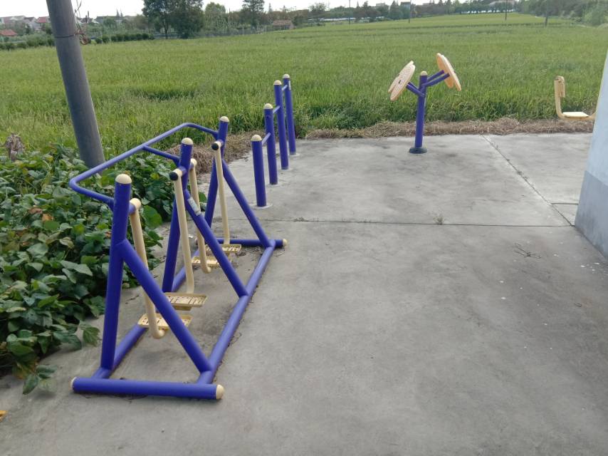 堡鎮(zhèn)小漾村1隊(duì)健身點(diǎn)