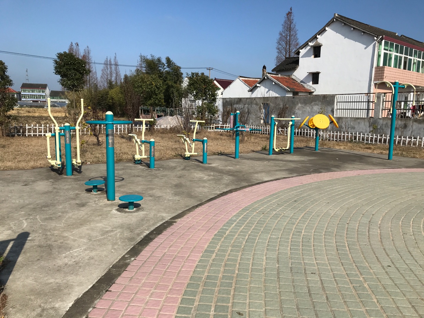 衛(wèi)通村6組益智健身點(diǎn)