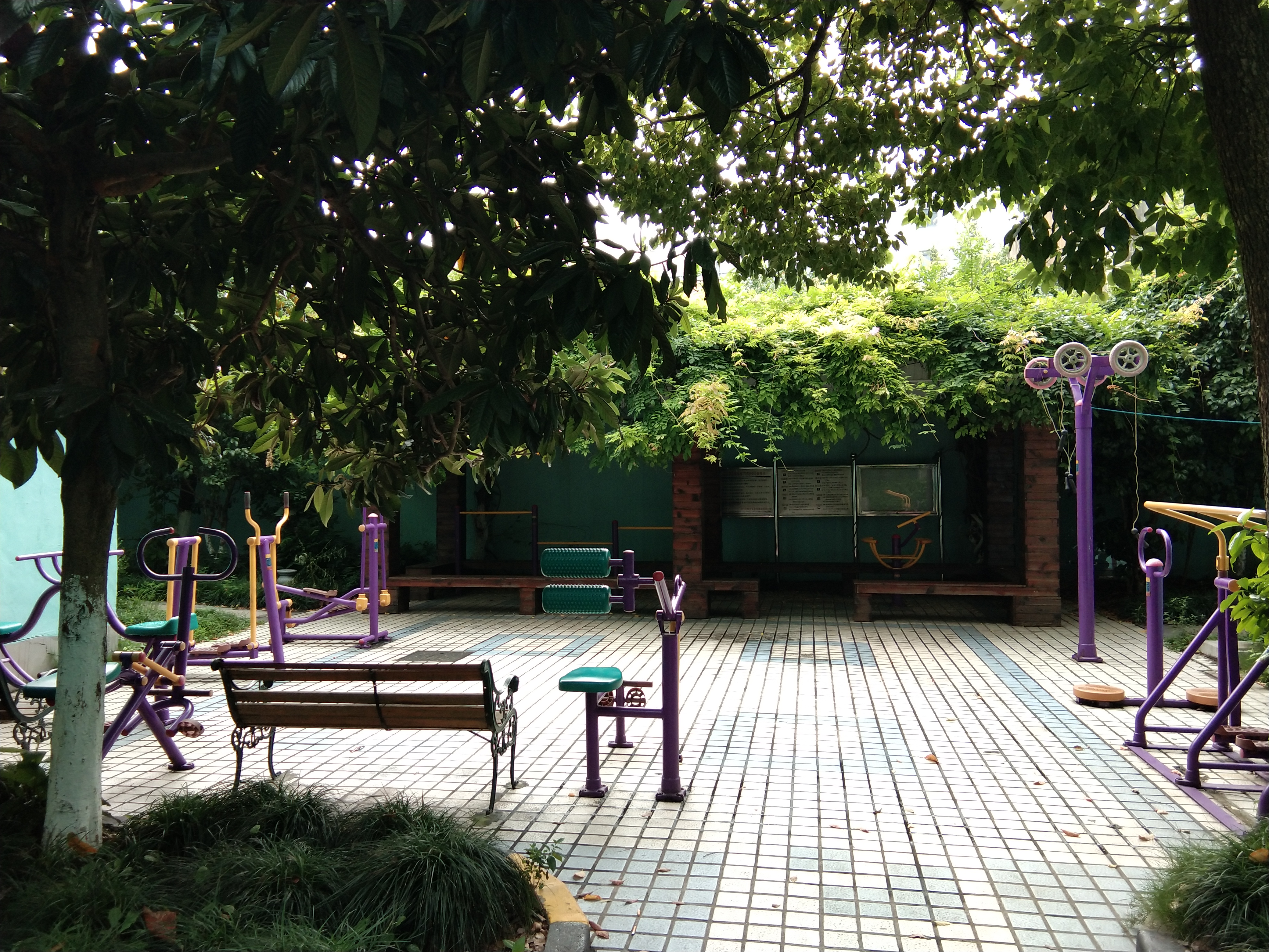 綠梅公寓健身點(diǎn)