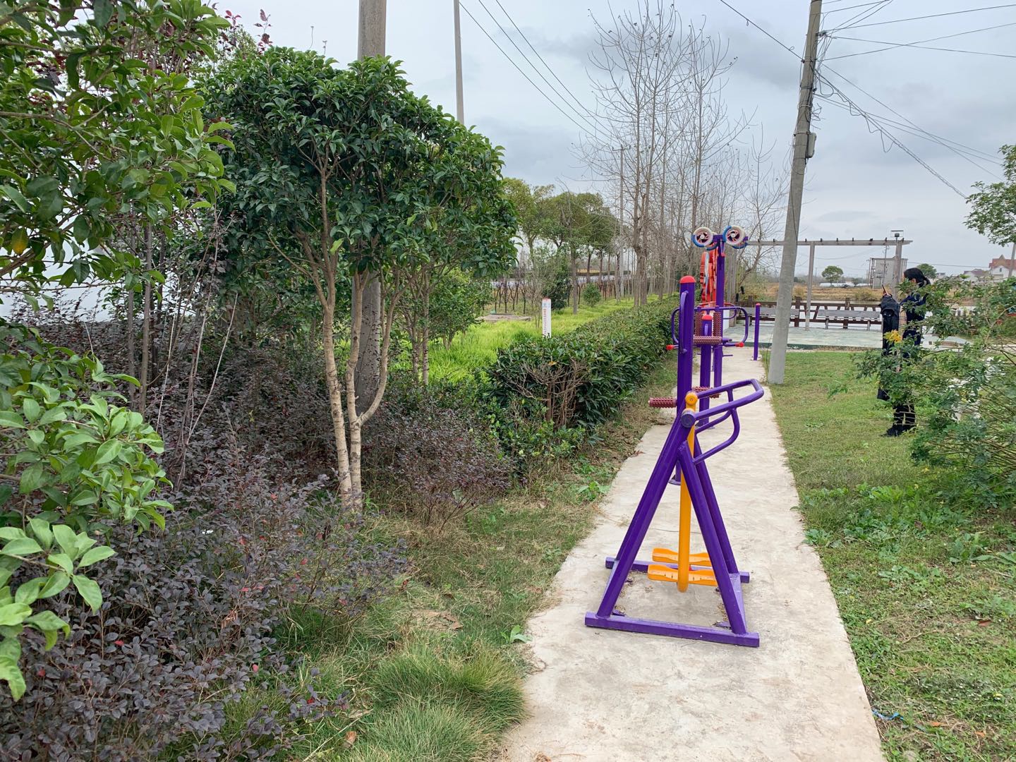 萬祥鎮(zhèn)新路村健身點