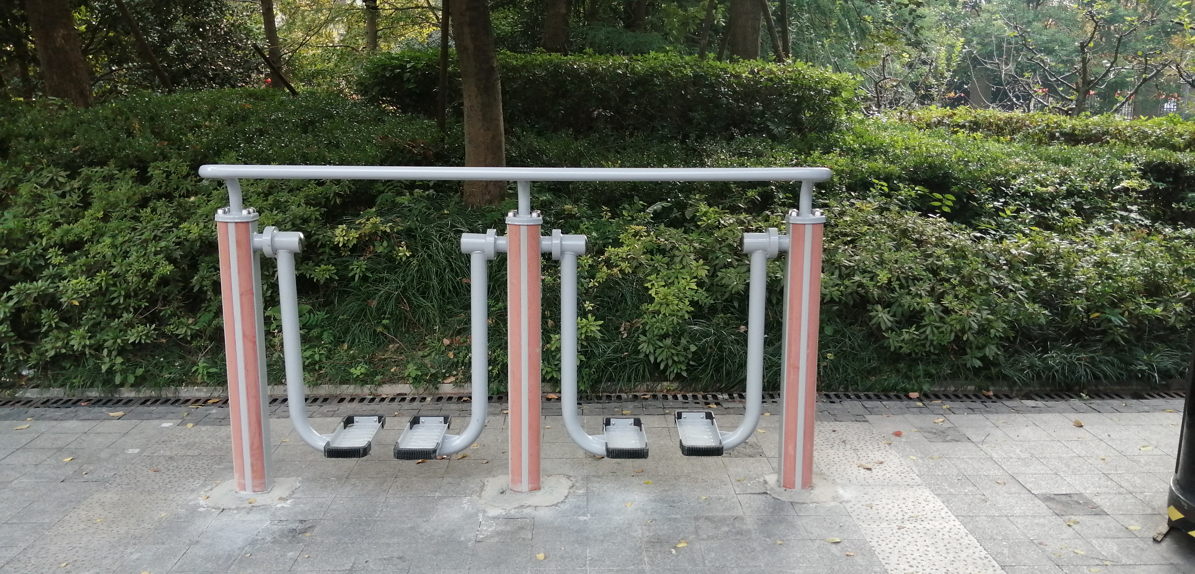 雙位太空漫步機(jī)