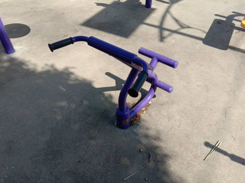 背肌訓(xùn)練器