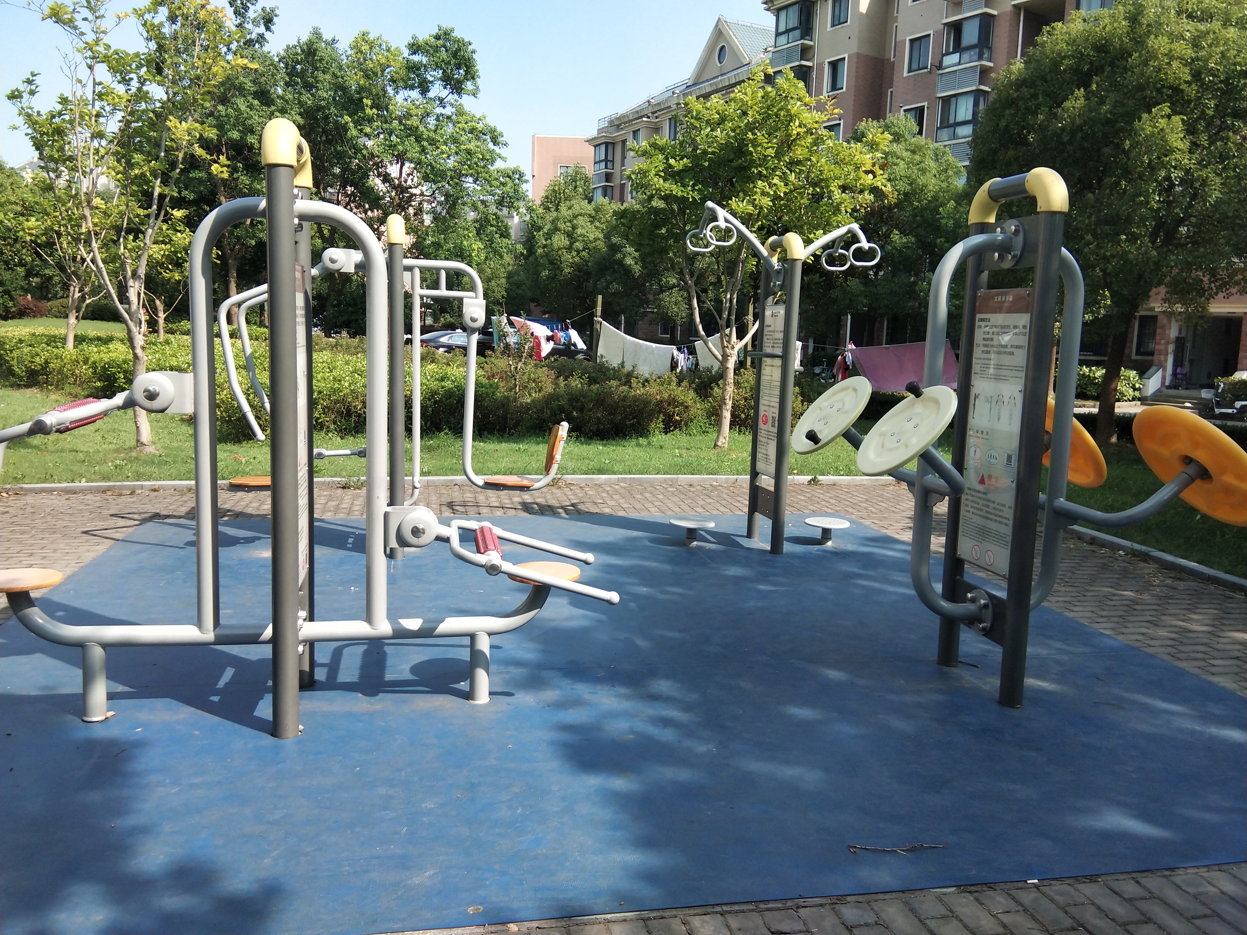 海港新苑第一市民益智健身苑點(diǎn)