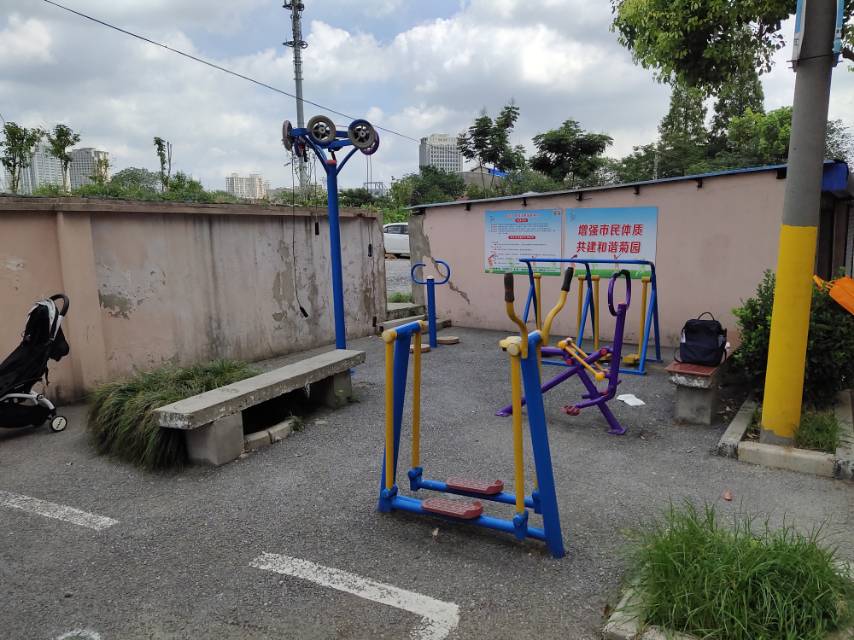 嘉宏社區(qū)項(xiàng)涇西街健身點(diǎn)