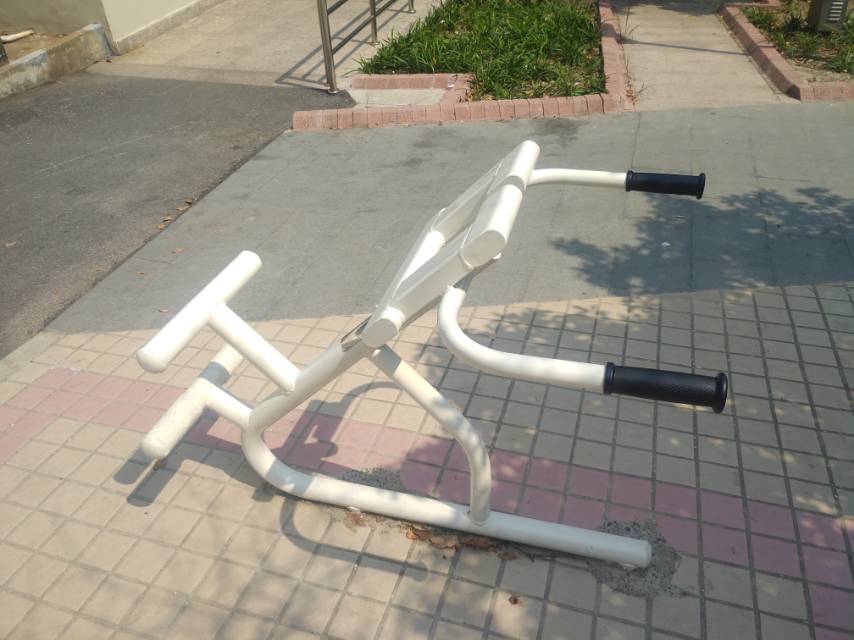 背肌訓(xùn)練器