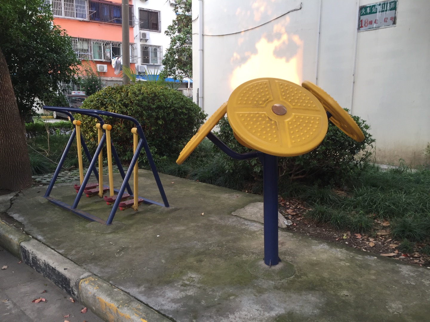 火車站路118弄健身點(diǎn)