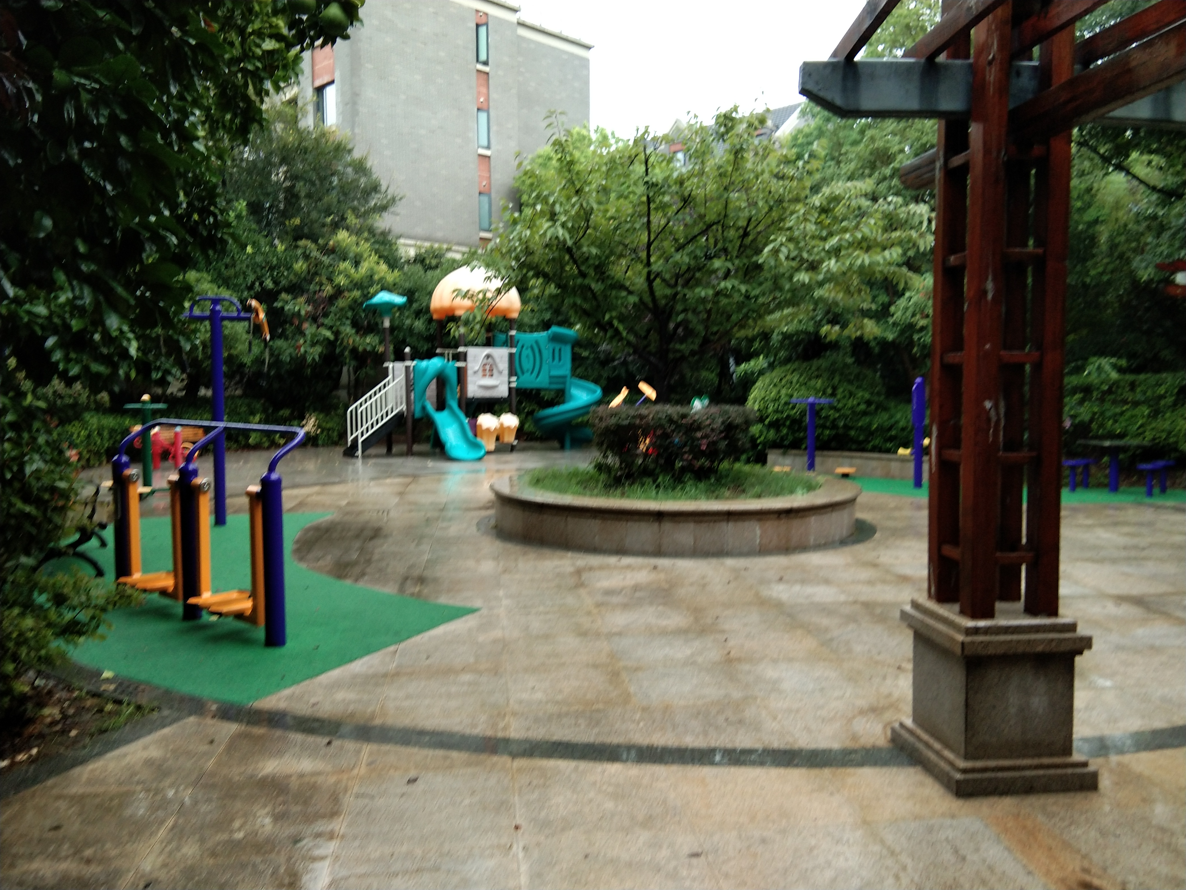 華浦社區(qū)新城二期健身點