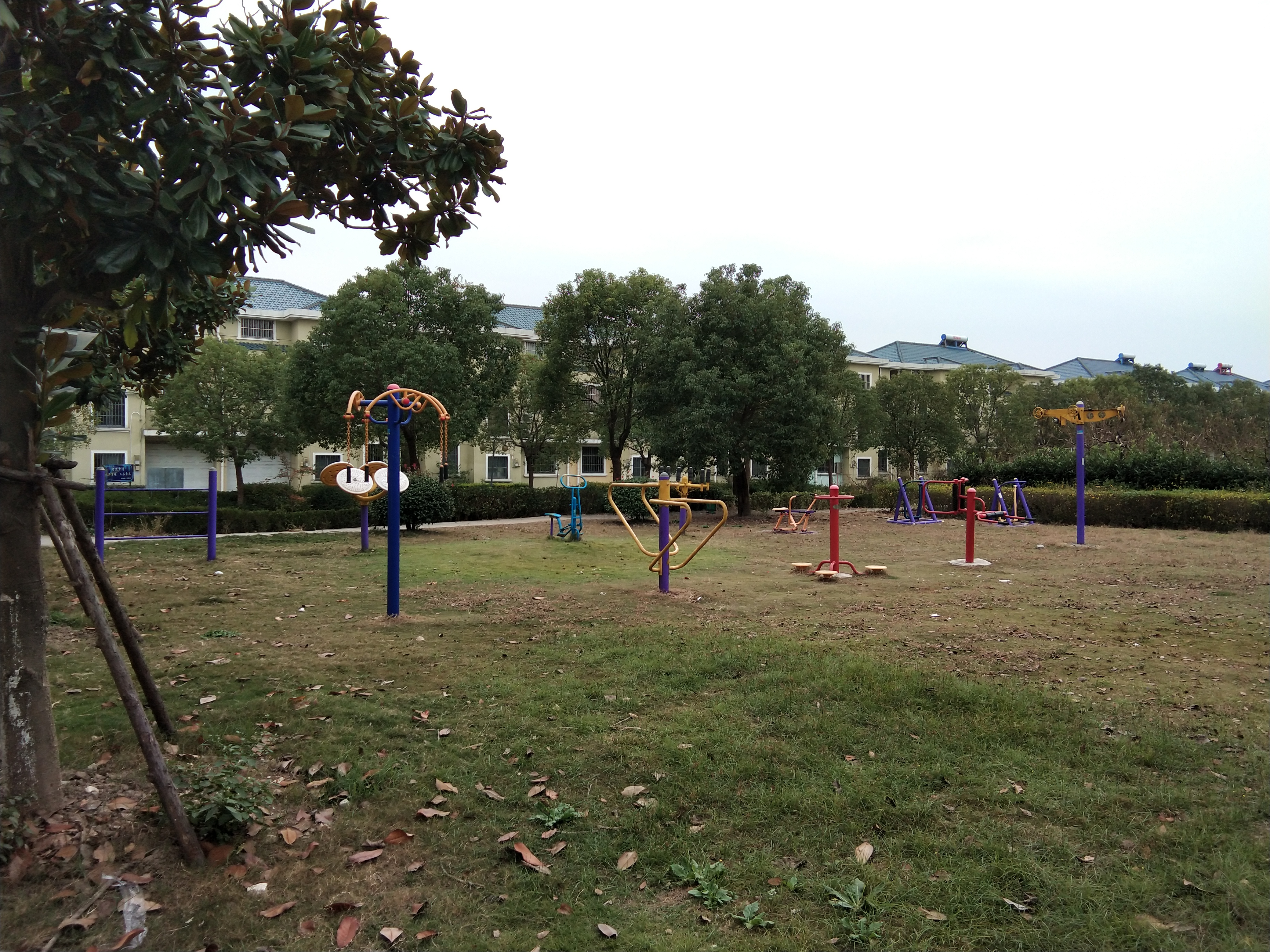 果園村新農(nóng)莊健身苑點(diǎn)