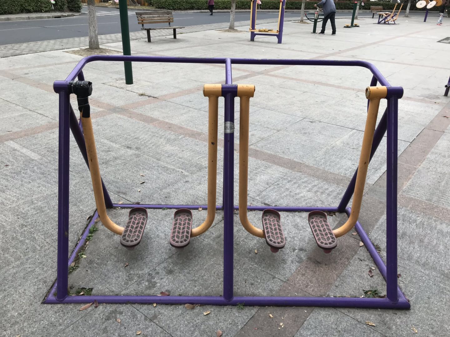 二人太空漫步機