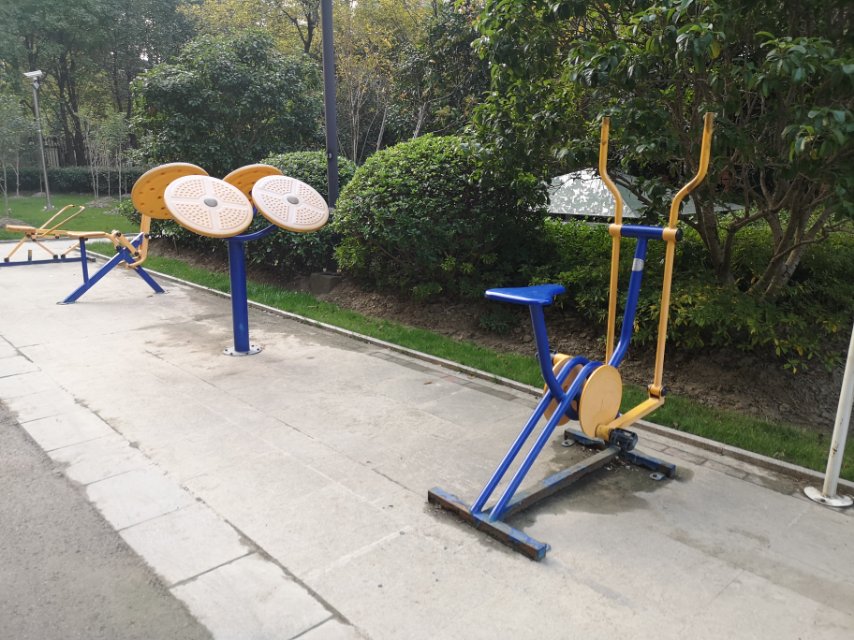 華城居委（一）健身點(diǎn)