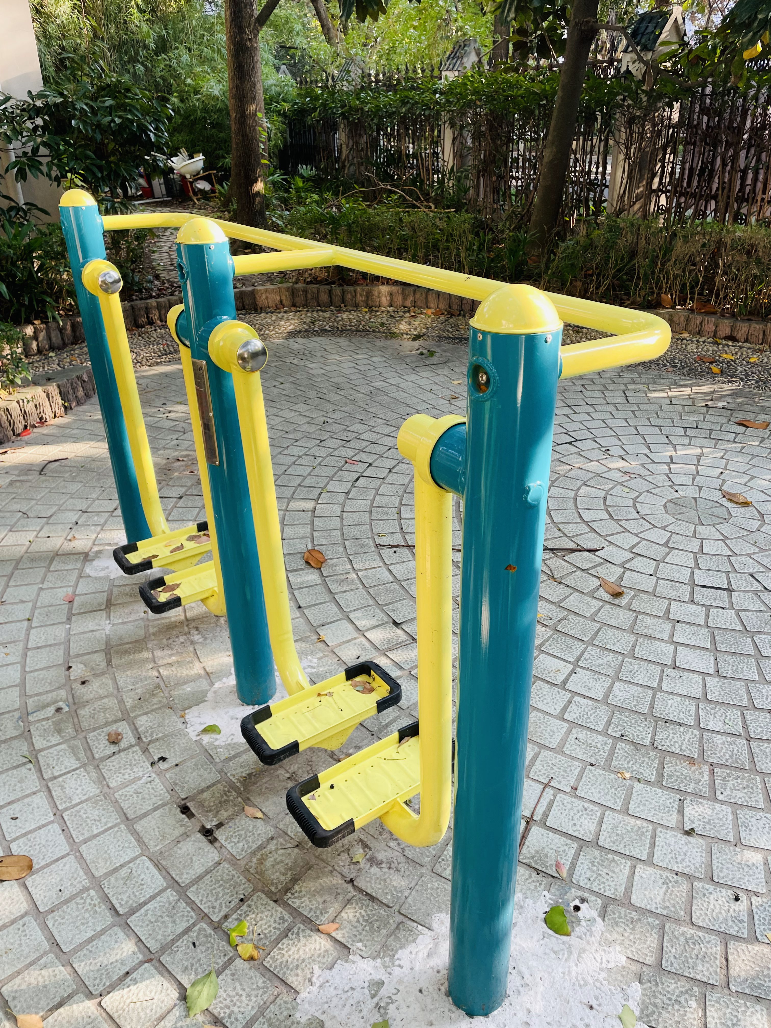 二位智能太空漫步機(jī)