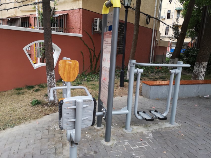 雙位太空漫步機