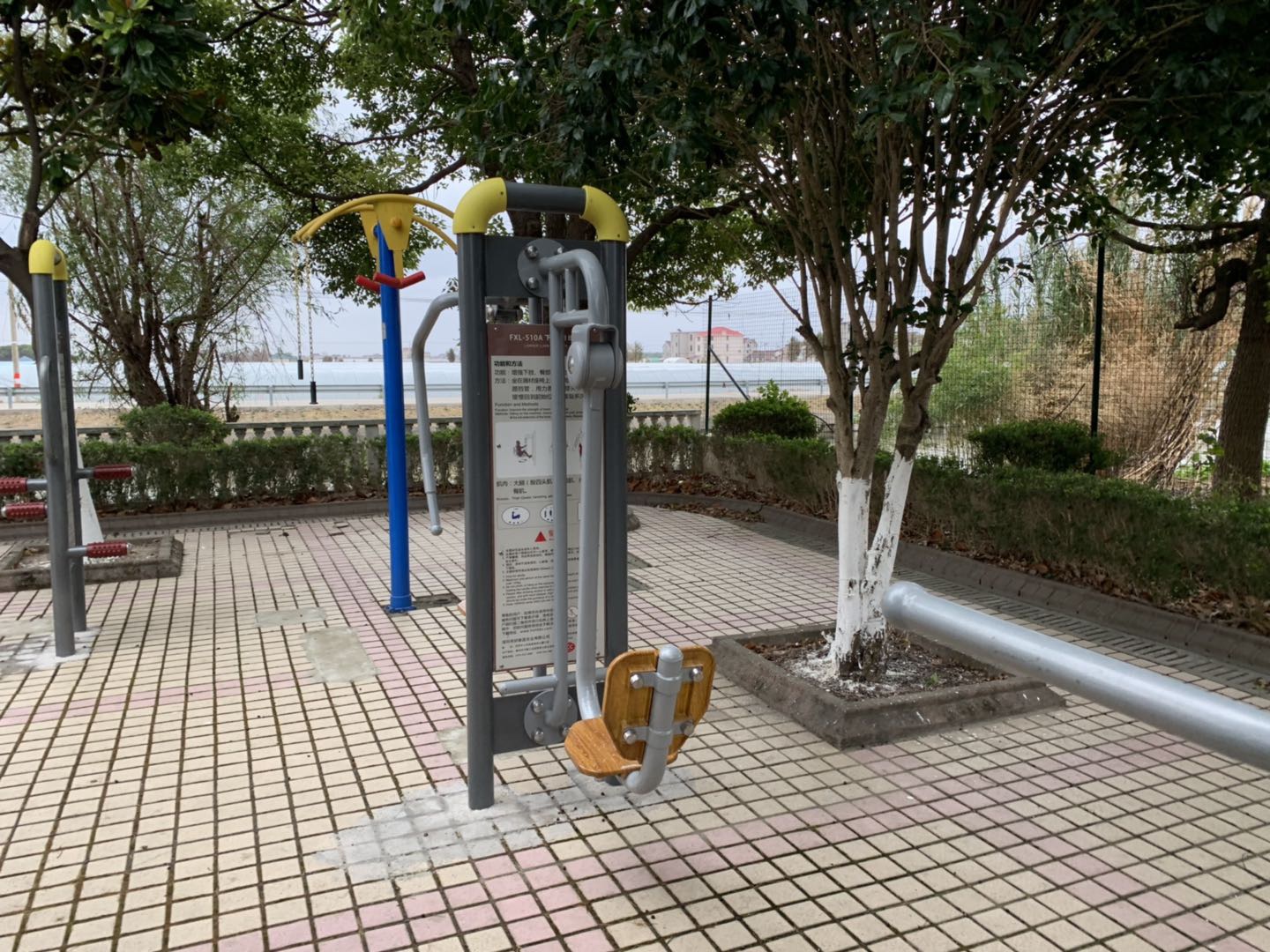 上下肢訓(xùn)練器