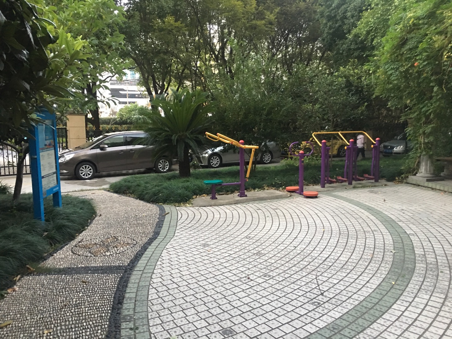 楓涇鎮(zhèn)社區(qū)活動中心市民益智健身點