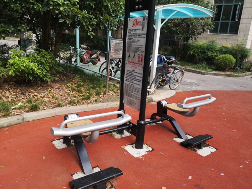 自重式提踵訓練器