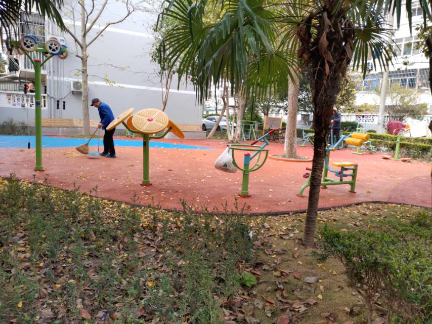 蕩灣新村干休所西側(cè)健身點(diǎn)