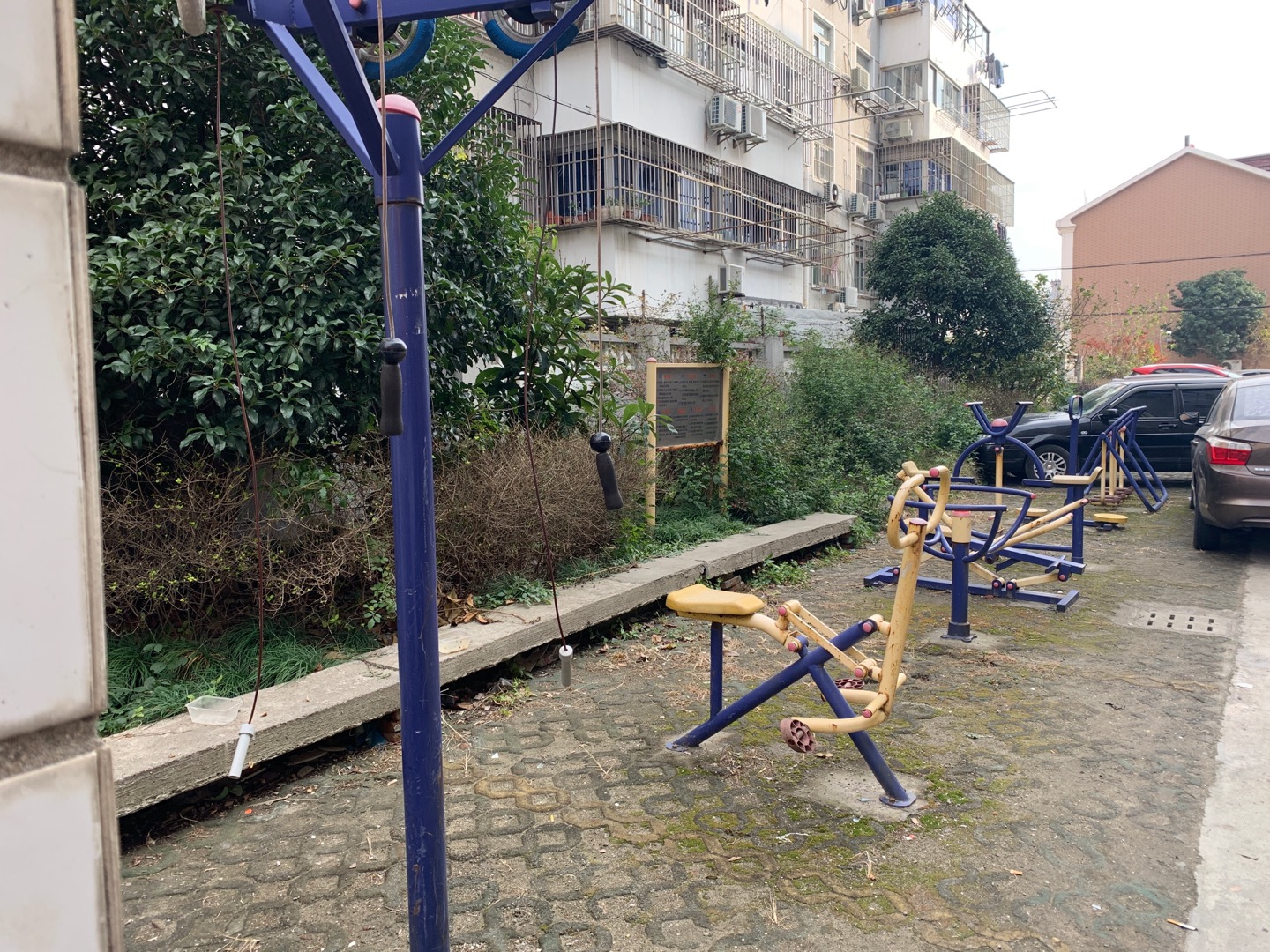 文化新村健身點