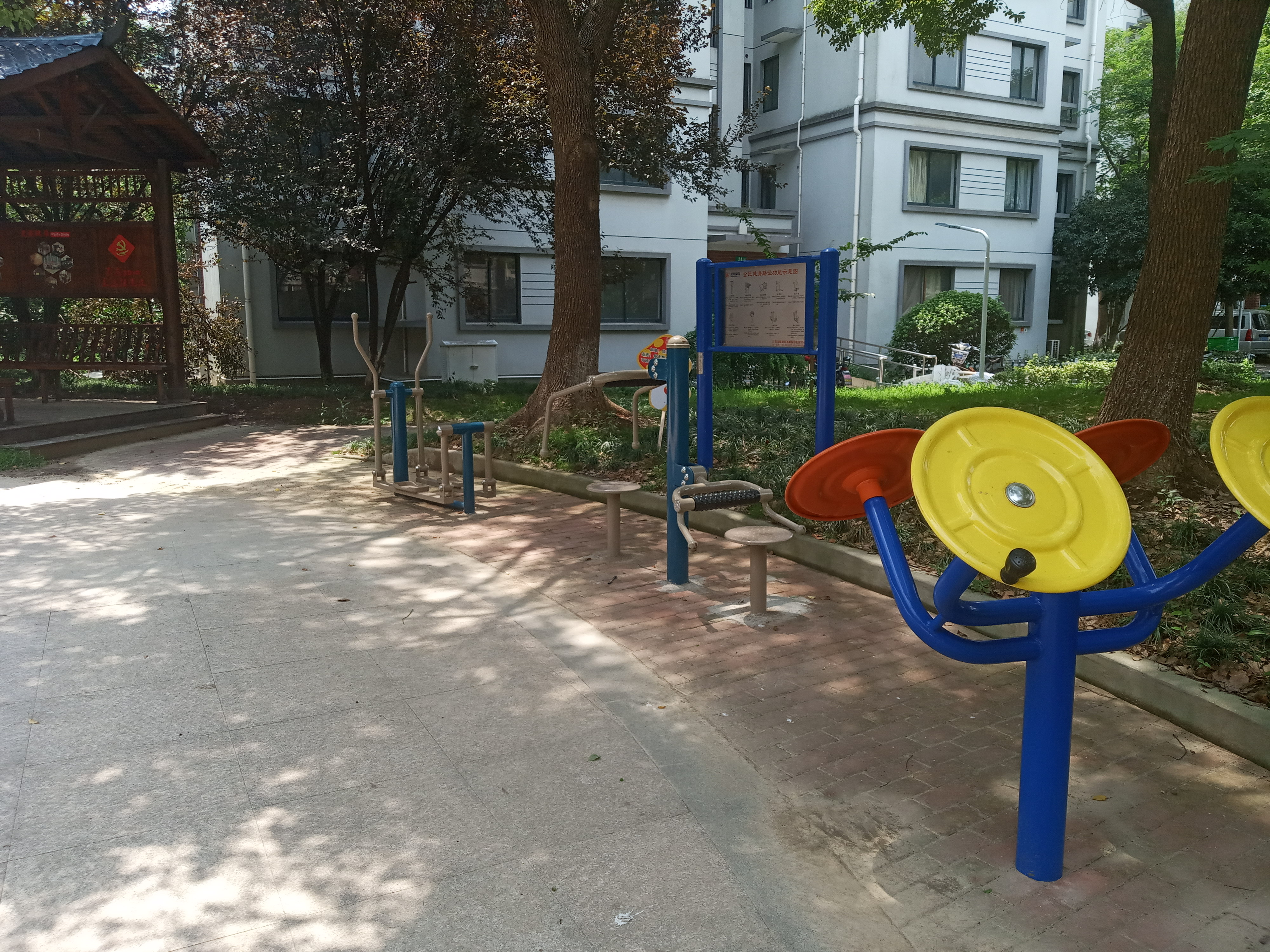 平陽(yáng)春江居委C健身苑點(diǎn)