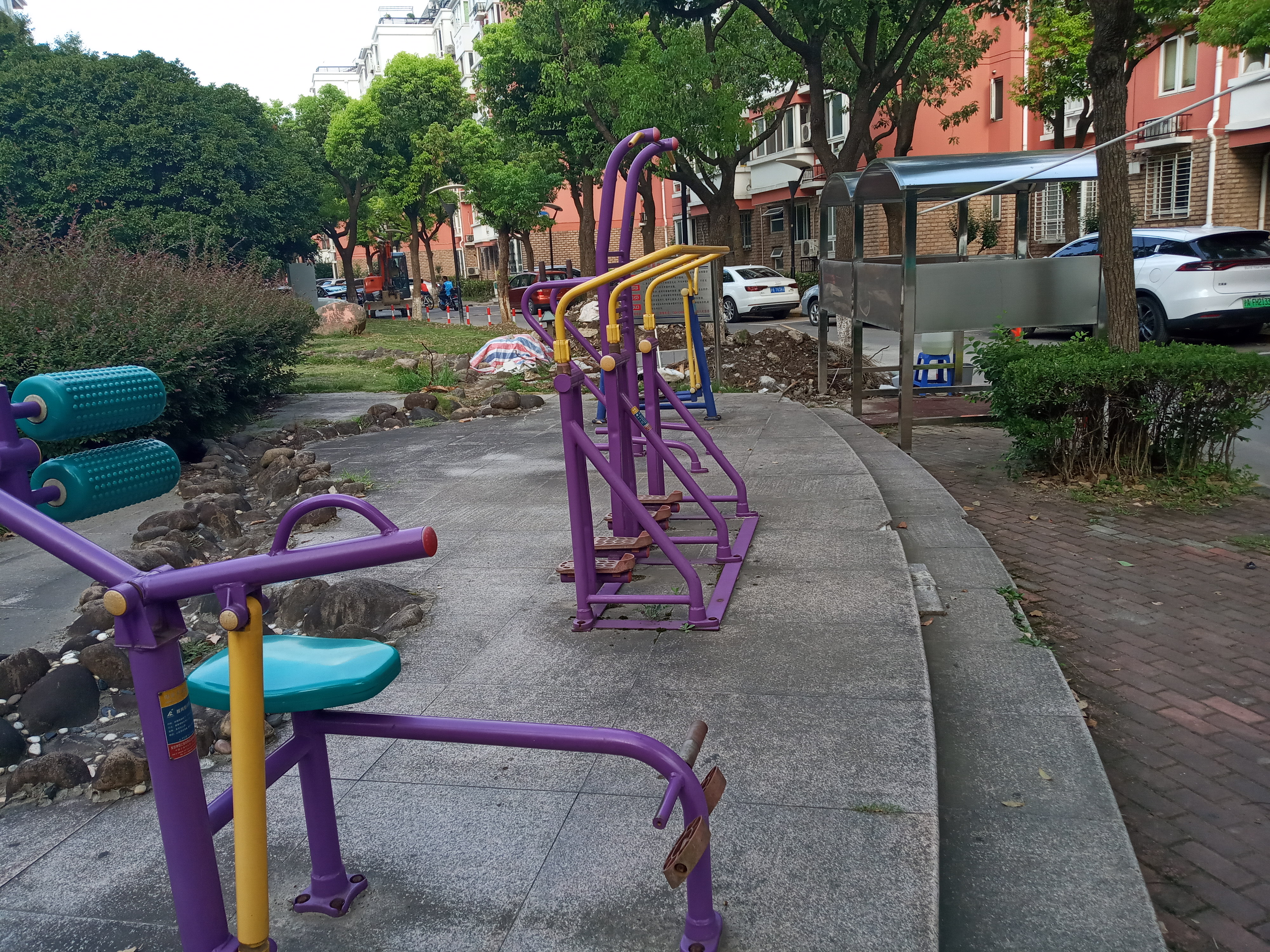 平吉六村居委B健身苑點