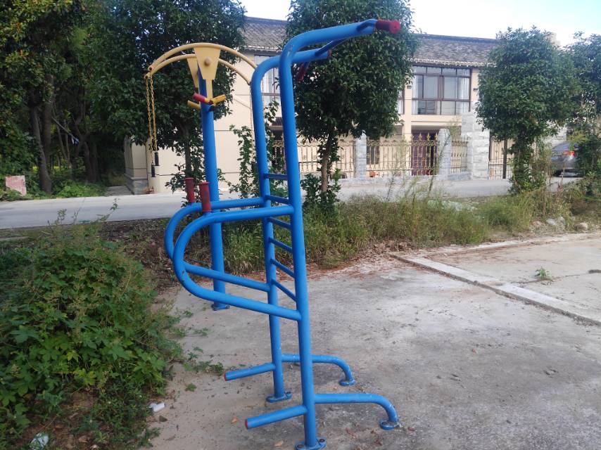 多功能訓(xùn)練器